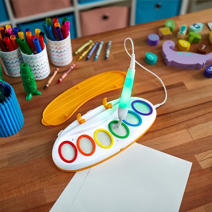 Crayola™ Mess Free Painting Magic Light Brush